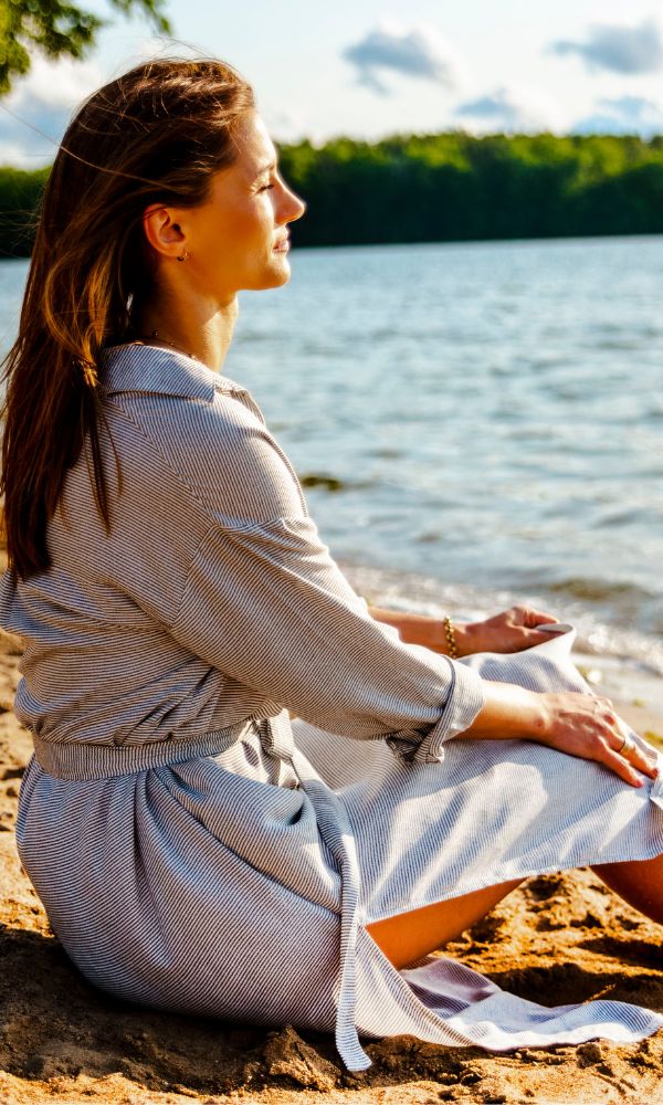 Robe de grossesse et allaitement à rayures – Style chemise décontracté