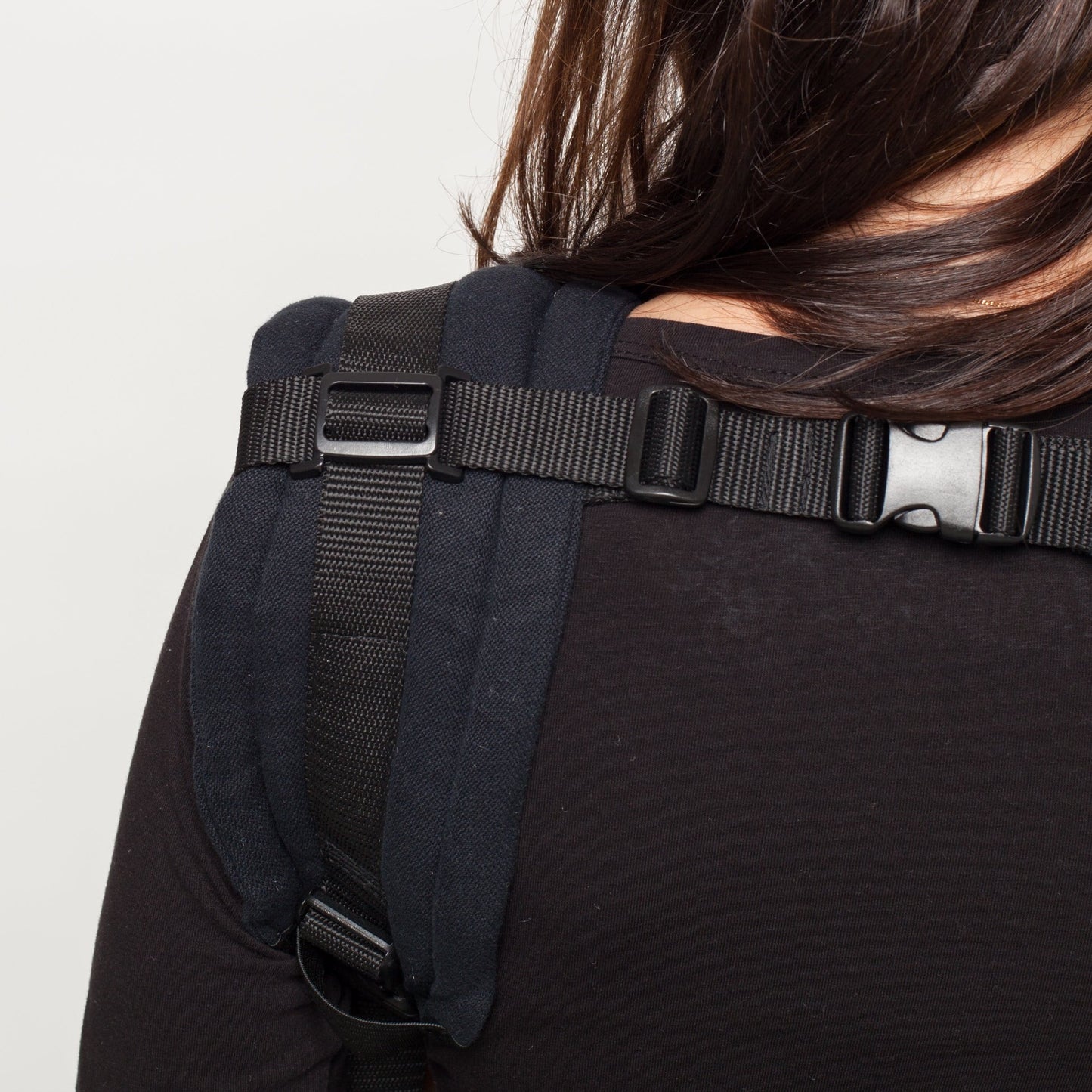 Porte-bébé physiologique 100% français - attache dos