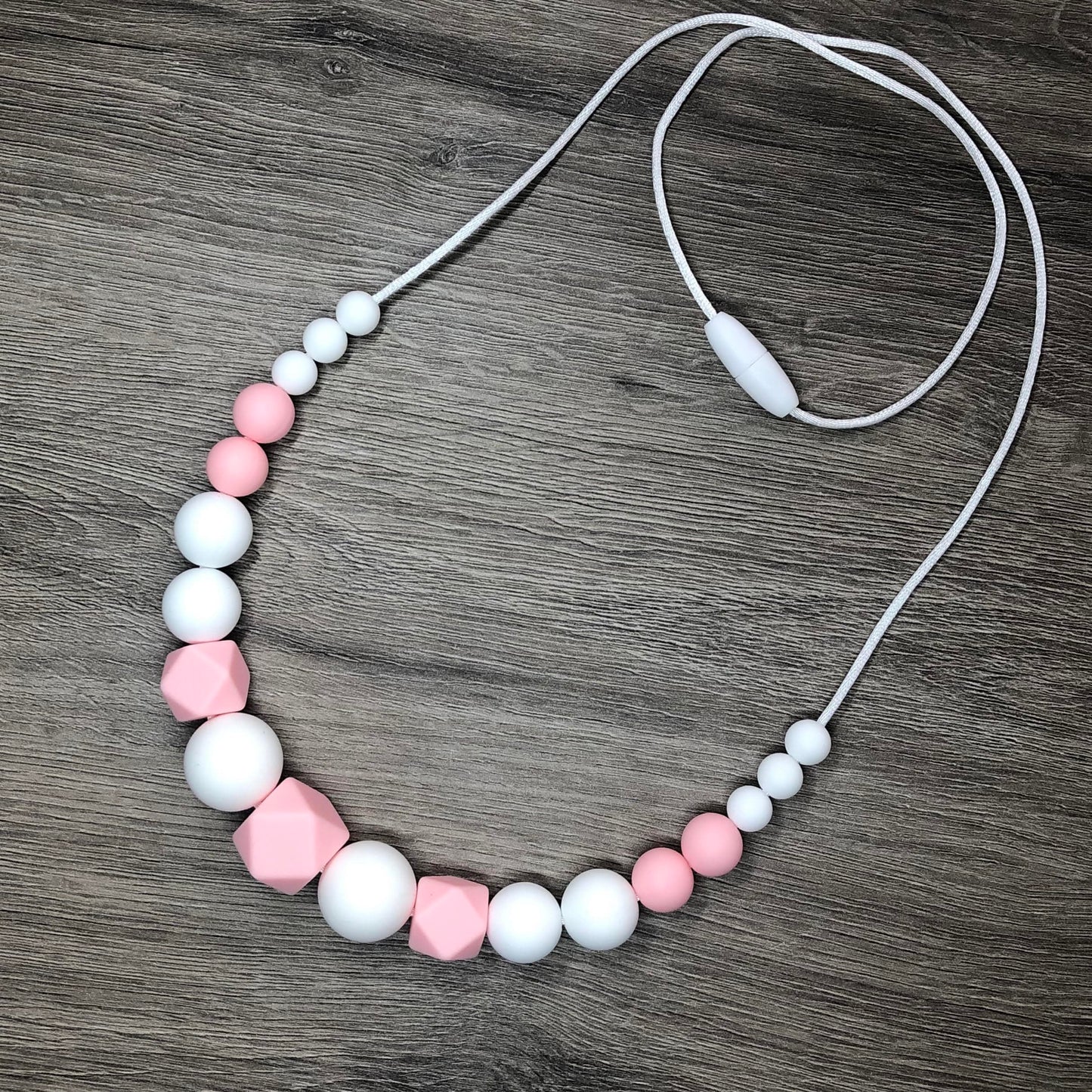 Collier d'allaitement de très haute qualité - silicone alimentaire - made in France - ma Graine de Cigogne