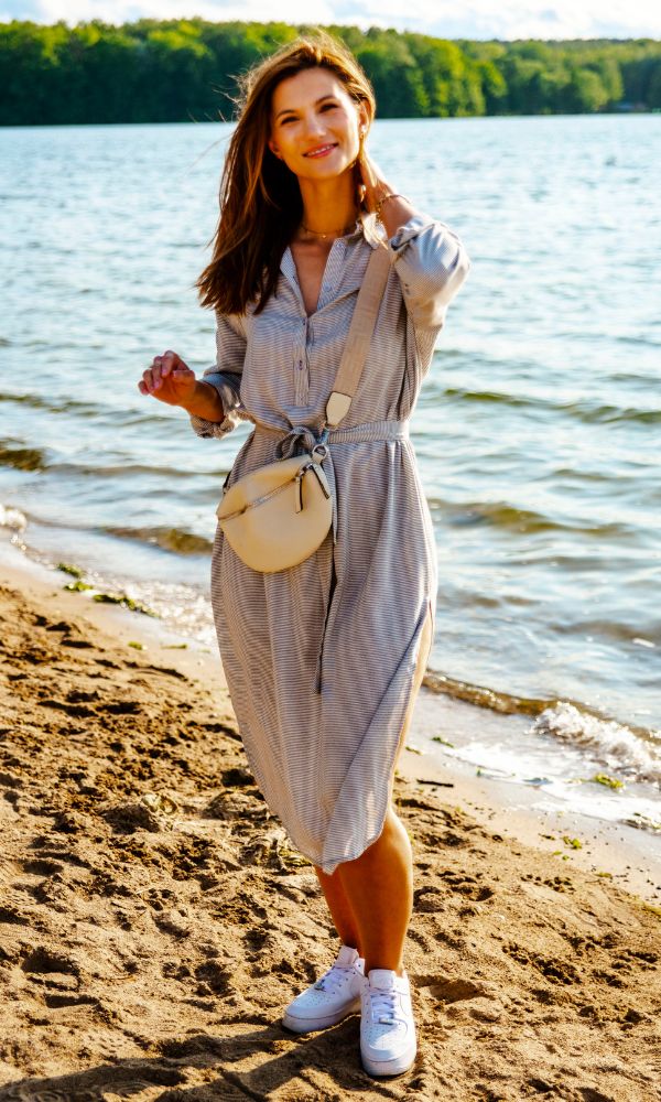 Robe de grossesse et allaitement à rayures – Style chemise décontracté