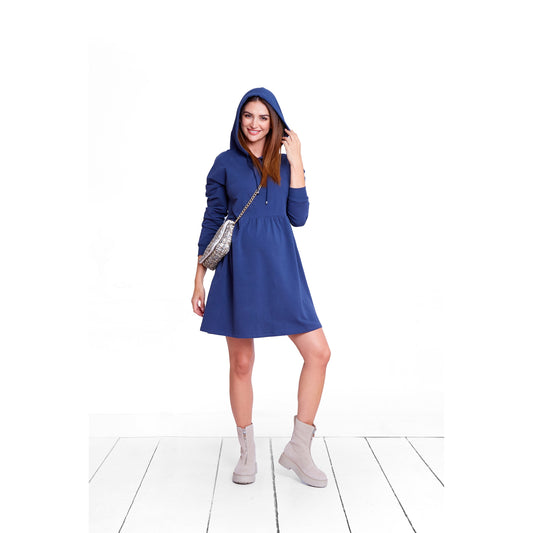 robe de grossesse et allaitement sportive en coton parfait avec baskets ou talons