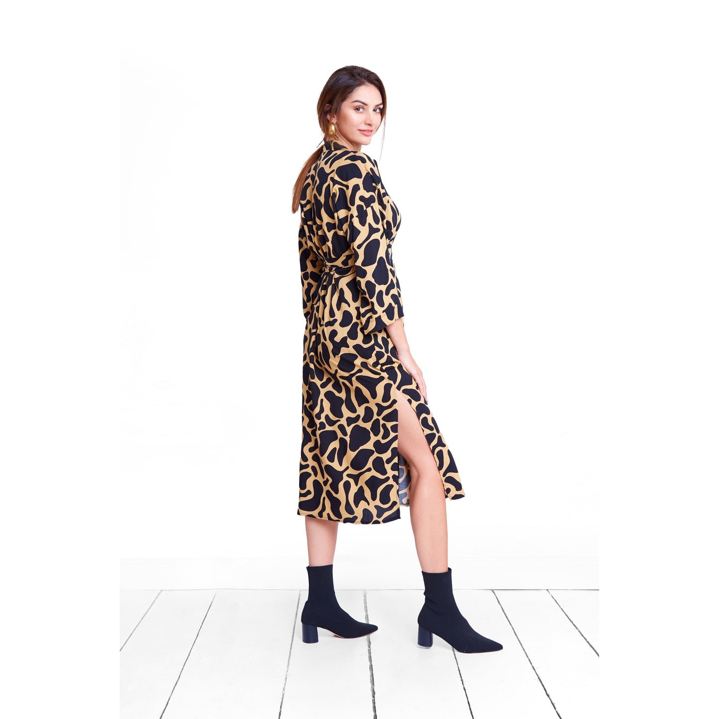 robe de grossesse kimono imprimé animal original et tendance en viscose parfait pour l'allaitement