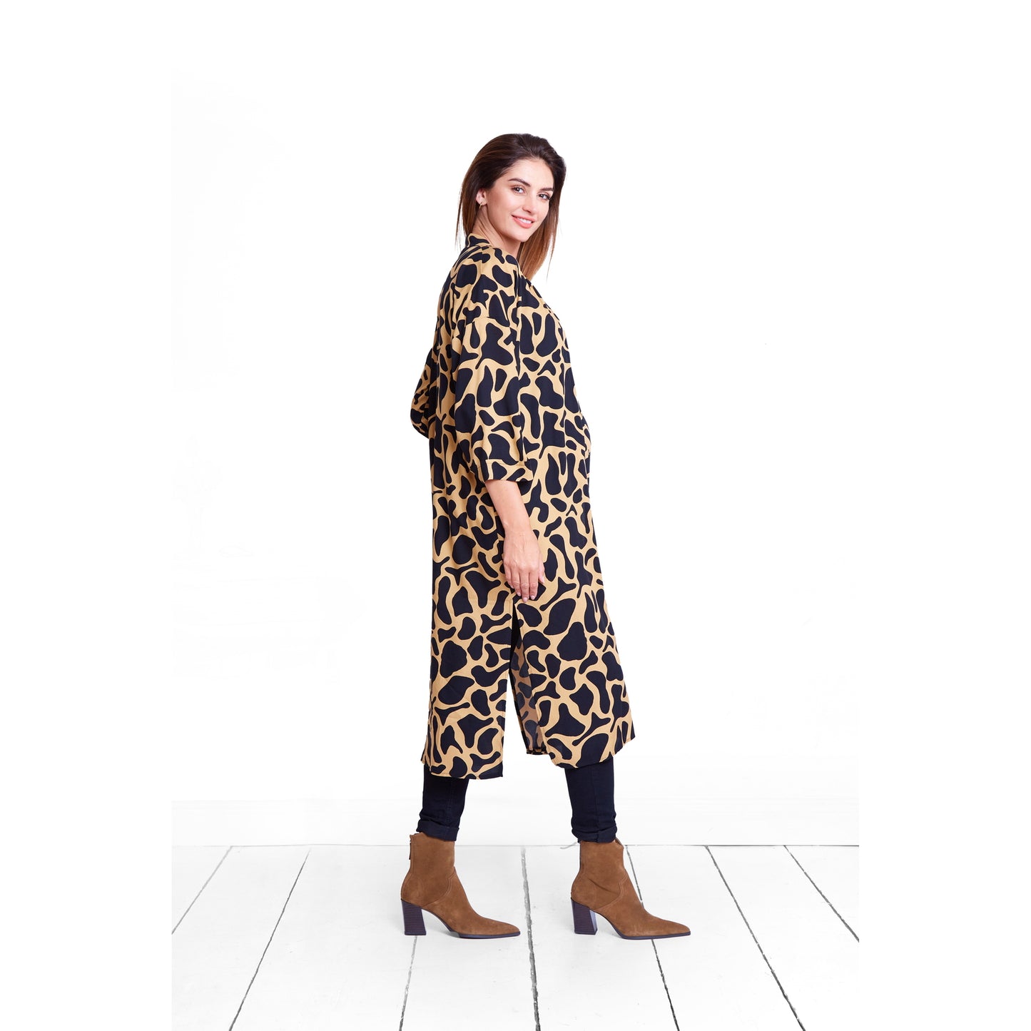 robe de grossesse kimono imprimé animal original et tendance en viscose parfait pour l'allaitement