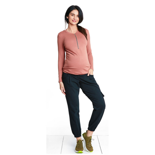 pantalon de grossesse pour un style tendance urbain