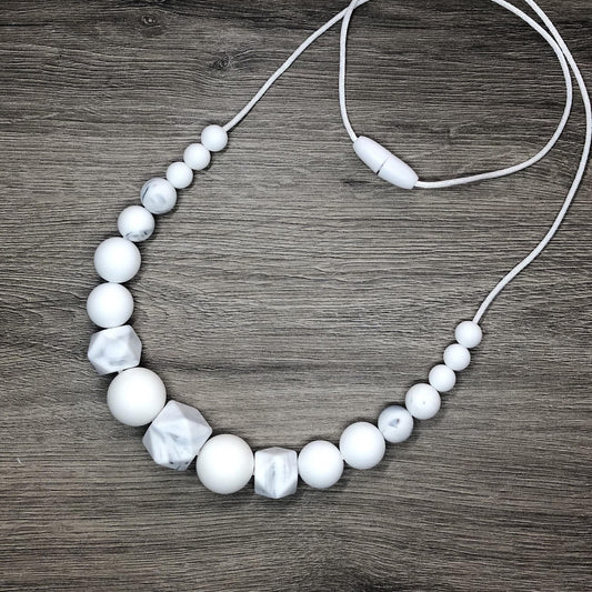 Collier d'allaitement de très haute qualité - silicone alimentaire - made in France - ma Graine de Cigogne
